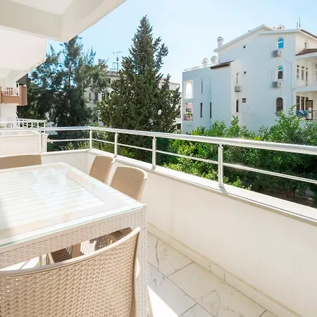 Peramis Apart אנטליה