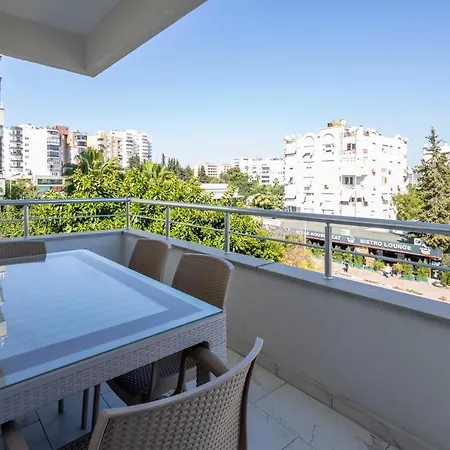 דירה Peramis Apart